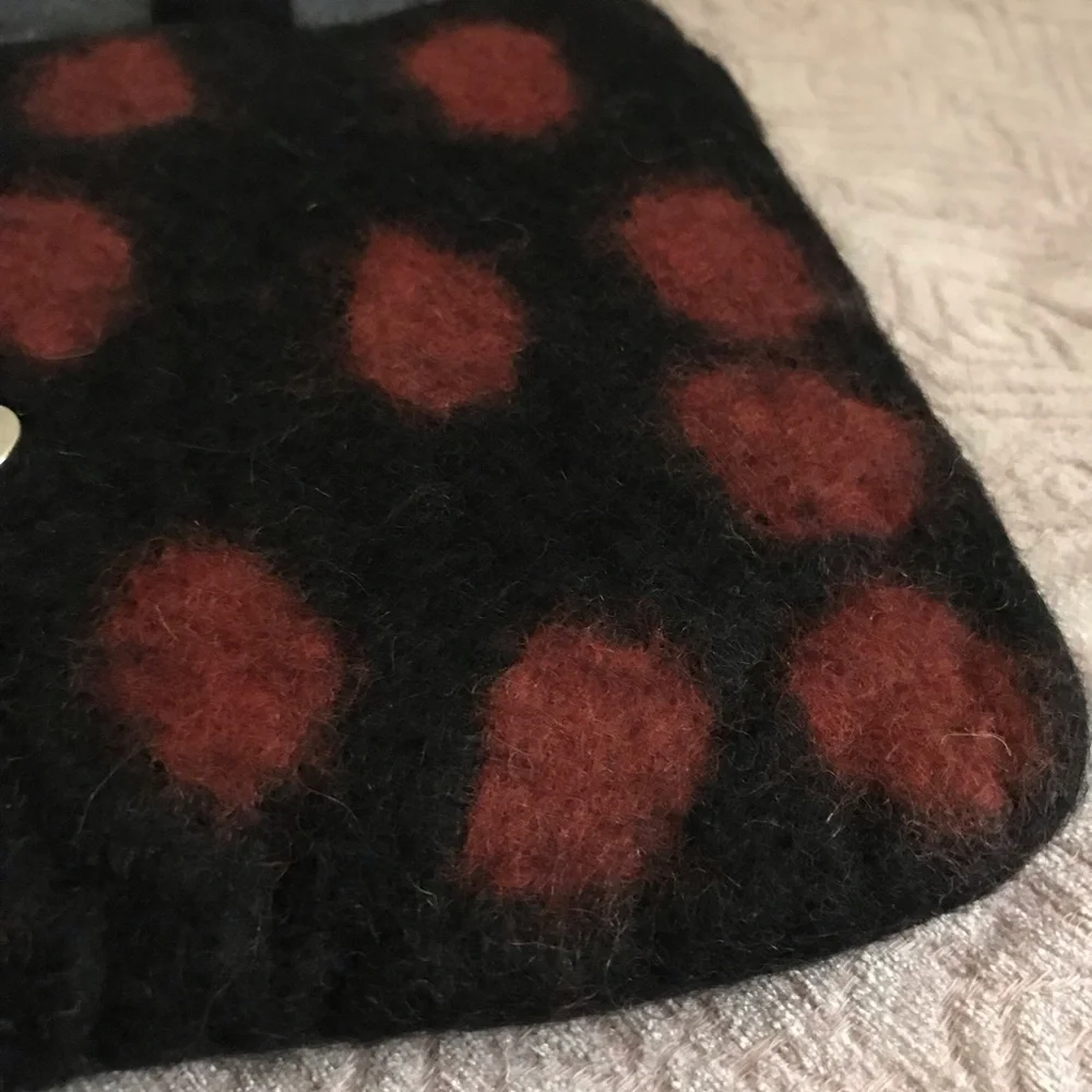 Colorful Felt Clutch Bag - Picture 5 of 8